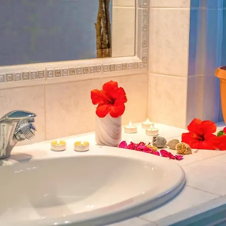 Afroditi In Chania Near Airport With Private Pool, Free Wi-fi, Souda Bay Views, Garden Oasis *