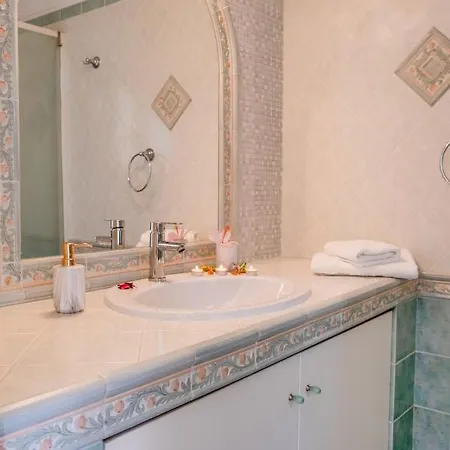 Βίλα Afroditi In Chania Near Airport With Private Pool, Free Wi-fi, Souda Bay Views, Garden Oasis Κουνουπιδιανά